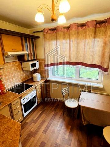 Ічкерська вул. (Грозненська), 18