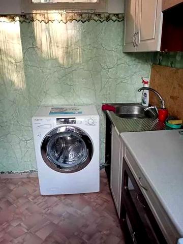 Новикова\Стуса 1к квартира 33м  на 4\5 этаже хорошее состояние