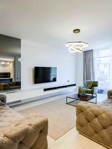 Болсуновська вул. (Сергія Струтинського), 2