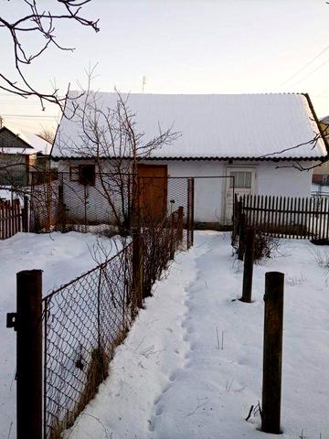 Продам половину будинку