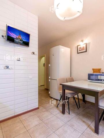 Ляпунова вул., 9