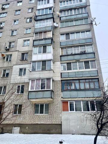 Продаж 4 кімнатної квартири в центрі