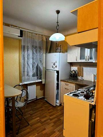 Оренда 2-к квартири з газ опаленням — вул. Піхоти Короля Гагаріна