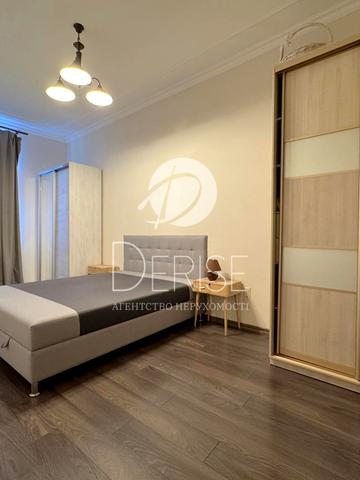 Шота Руставелі вул., 24