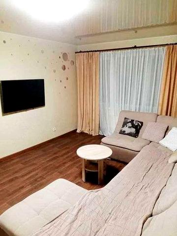 В оренду 3-кімнатна квартира по вул. вул. Новоміської сотні (Рибалка)