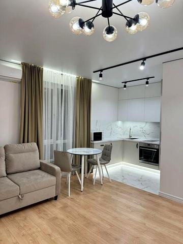 Дизайнерська квартира - студія