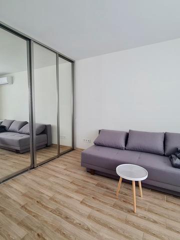 Вадима Гетьмана вул., 26-Б