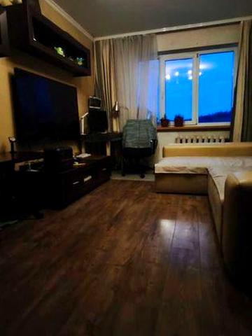 Продаж 3-кімнатної квартири в м. Обухів, (Піщана)