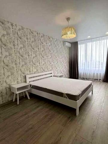 Оренда 2-кімнатної квартири на вул.Романа Мстиславича,22