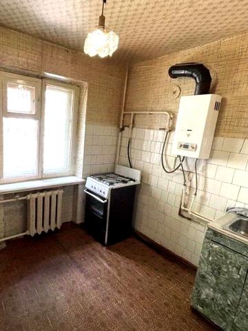 Продам 3-кімнатну квартиру в м. Богодухів