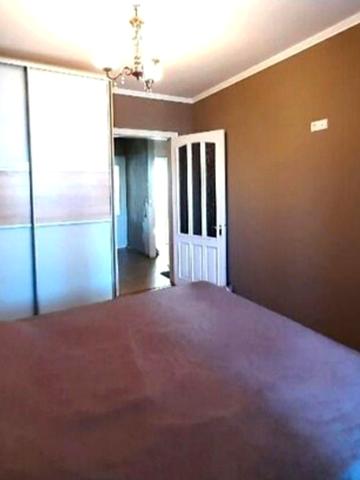 Метробудівська вул., 8