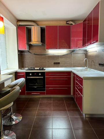 Миколи Шепелєва вул., 10