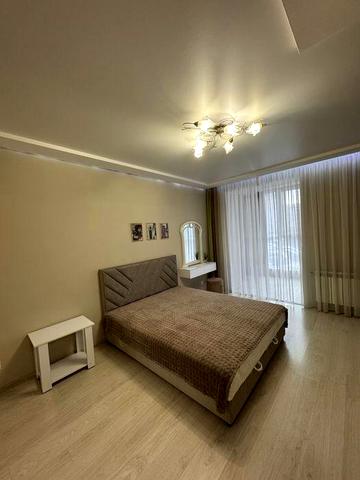 Сдам 1 к в ЖК Семейный вверх пр. Науки Дафи