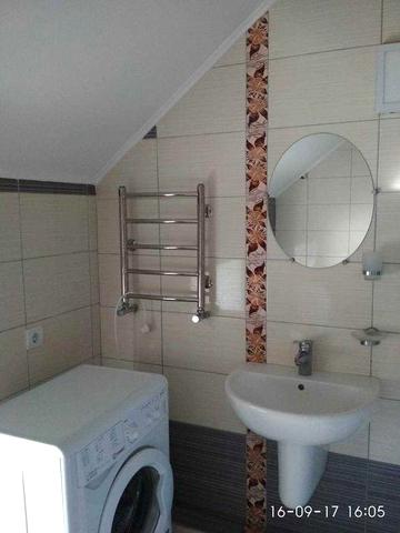 Будинок на довгу оренду, 5чолов1к