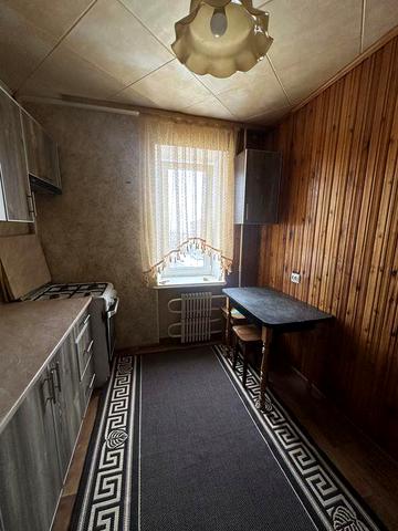 Здається 2х кімнатна квартира на мікрорайоні жовтневому