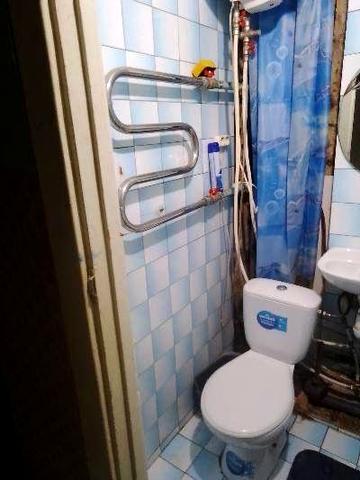 Сдам 1 кв.Жолудева 3, до метро Академгородк 10 мин.езды.