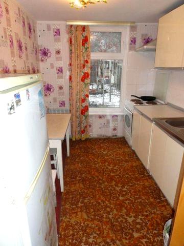 Сдам свою однокомнатную квартиру в частном доме.