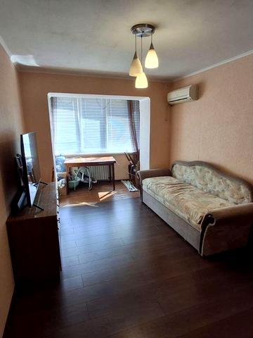 Продажа просторной 2 квартиры на ж/ м Победа - яхт клуб " -Сич"сертиф