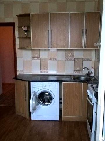 Аренда 1 к.кв. в доме газ, есть отопление!!!