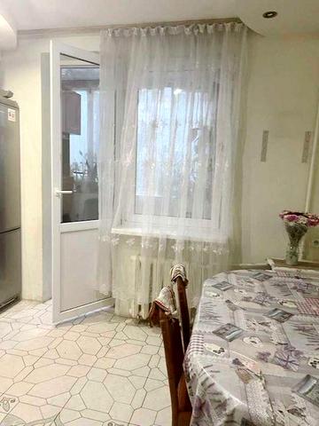 Пр-т Григоиенко 7 б. ТЁПЛАЯ , УЮТНАЯ КВАРТИРА