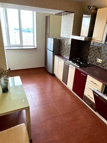 Олекси Тихого вул. (Виборзька), 25