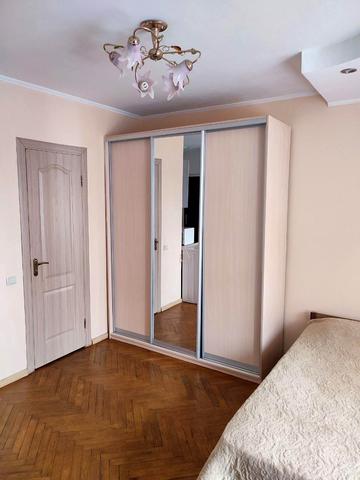 Валерія Лобановського просп., 130