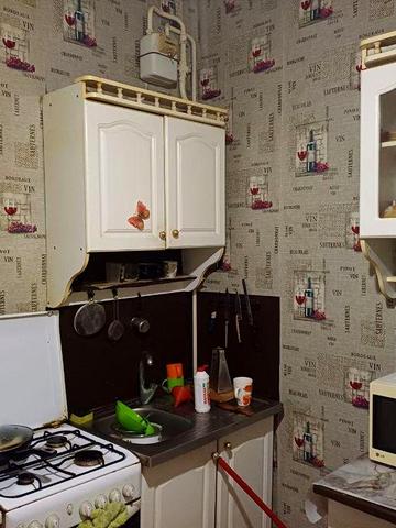 Сдам 3к.кв.в На горке,ул.К.Цеткин д.12, 53м2,цена 9500+кому