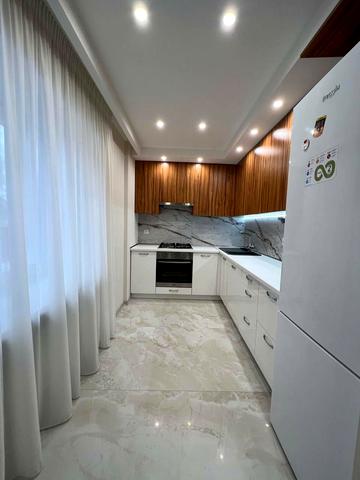 Лесі Українки бульв., 20/22