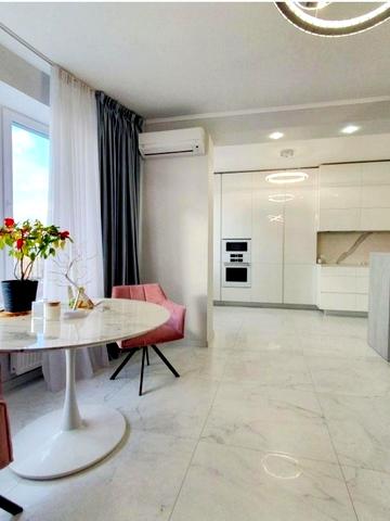 Дніпровська набережна вул., 26-А