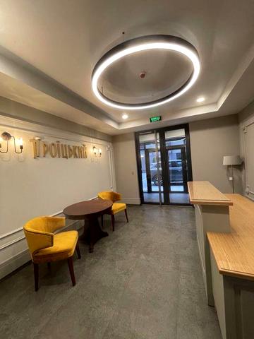 Оренда 1кім. 42м2. ЖК Троїцький, вул. Троїцька,5. Центр