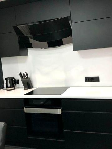 1-к квартира по вулиці Драгоманова 10