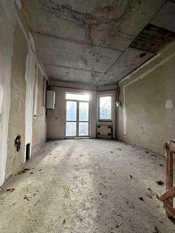 Продаж просторої 3-кімнатної квартири на вул. А. Сахарова, 58