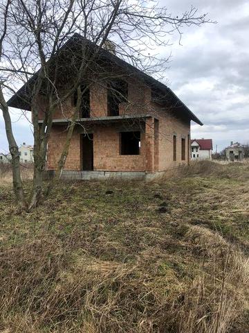 Незавершене будівництво.