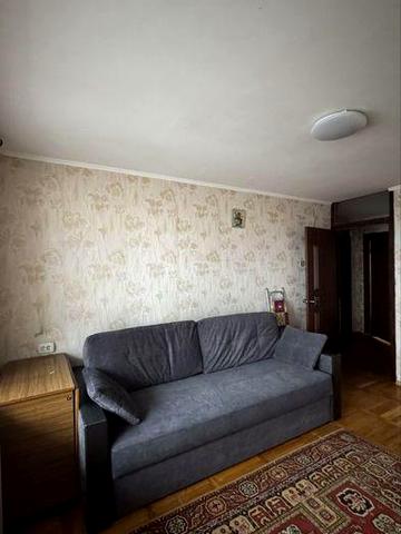 Аренда 2к квартиры. Ул Кедрина 38. Ул Рабочая