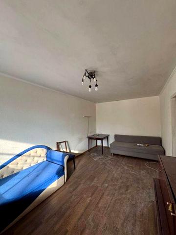 Продам 2к квартиру ул.Запорожское шоссе 19