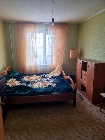 ПРОДАМ 3х на ж/м Парус