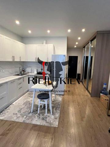 Практична вул., 3