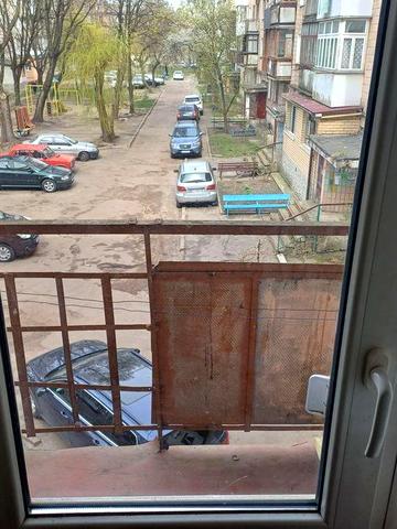 Продам 4-х квартиру  центр міста або поміняю на квартиру  меншої площі