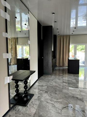 Оренда 3-х кімн будинку з басейном