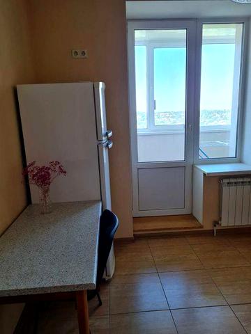 Здам однокімнатну на Богданова 32Д, район Робочої