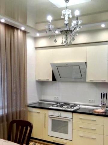 Мистецька вул. (Землячки), 9