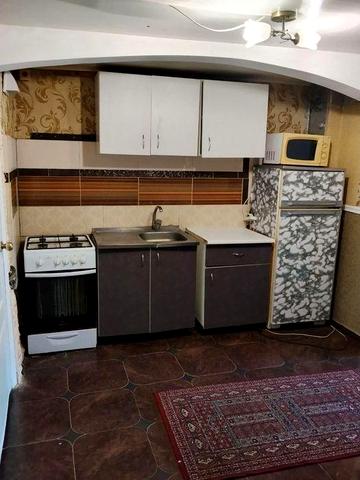 Здам однокімнатну в приватному будинку