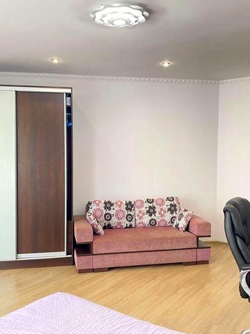 Оренда 1 кім. квартири + кухня-студія вул. Плугова 10 (бічна Мазепи)