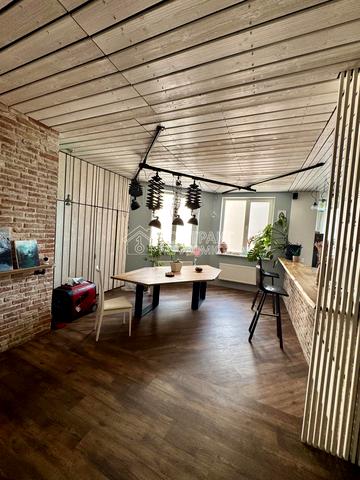 Науки просп. (Леніна), 77