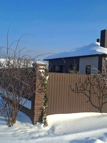 Продам новенький та затишний будинок