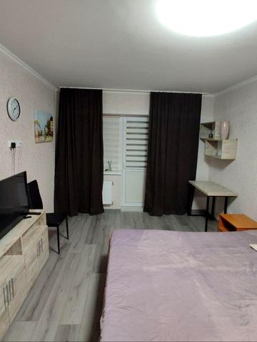 Зодчих вул., 30