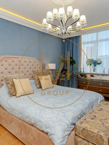 Юнацька вул., 21