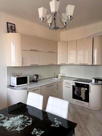 Сдам двух комнатную квартиру в одессе