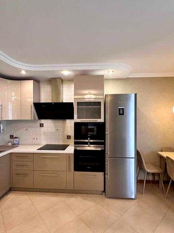 Продаж 3-кімнатної квартири в новобудові на Шолом-Алейхема 37