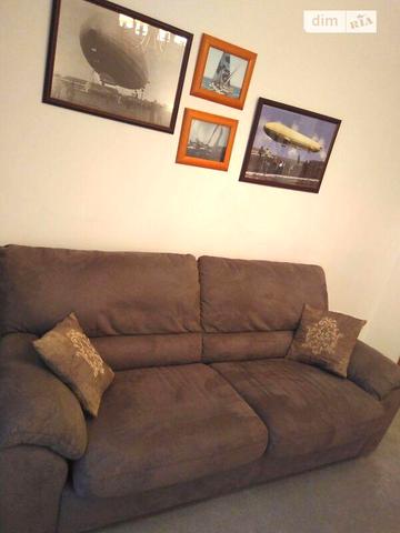 Довгострокова оренда 4к Квартира Патріотична вулиця